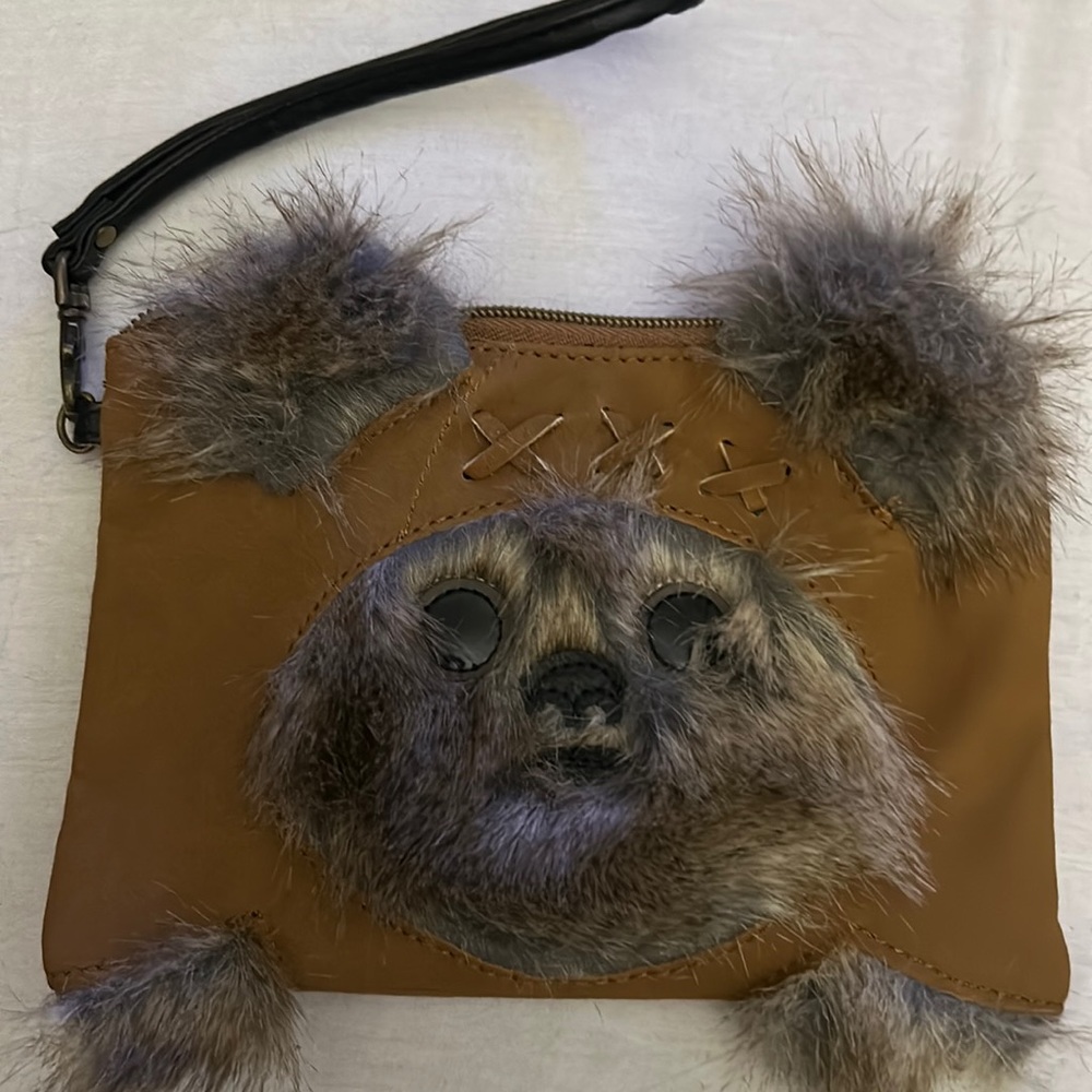Star Wars wristlet purse